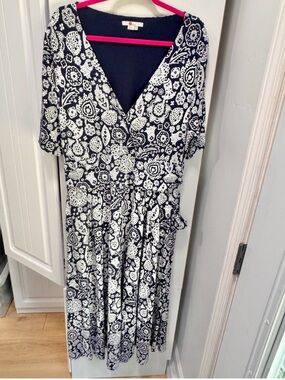 BODEN Navy and White Paisley Dress